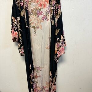 Spell Designs Reversible Floral Kimono Robe